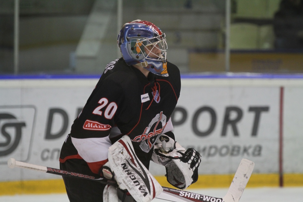 Денис Худяков