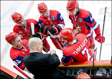 Кому улыбнется Братина? Ижсталь