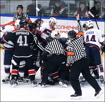 29 сентября 2015 года. Тюмень. Регулярный чемпионат ВХЛ. Рубин - Южный Урал - 4:3