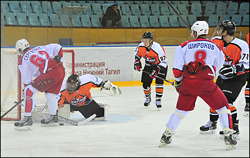 10 октября 2015. "Спутник" - "Звезда"