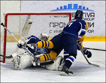 11 ноябоя 2015 года. Регулярный чемпионат ВХЛ. Буран - Дизель - 4:2