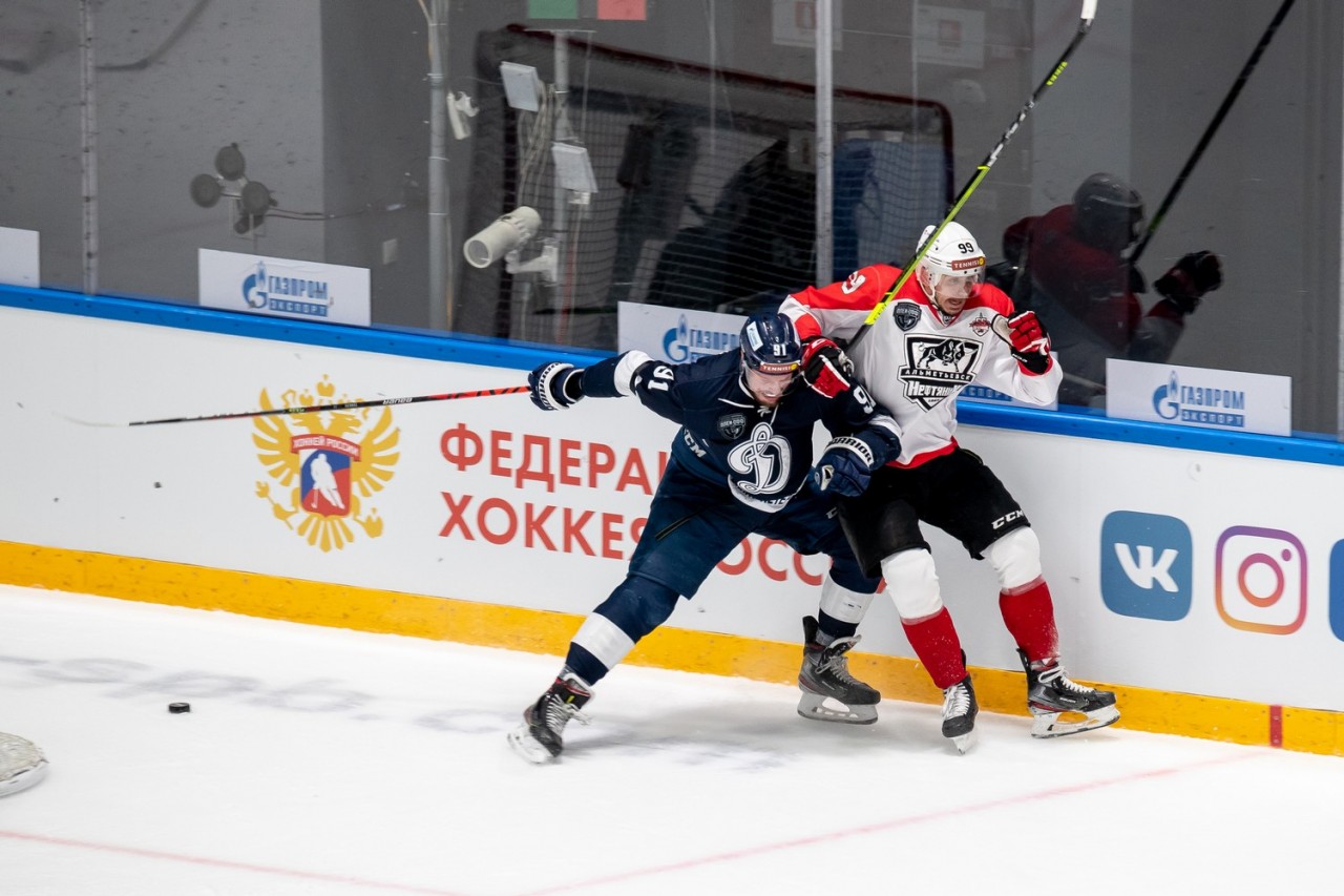 Илья троянов хк нефтяник. Нефтяник спб. Илья троянов хк нефтяник. Нефтяник санкт петербург. Миллер нефтяник.