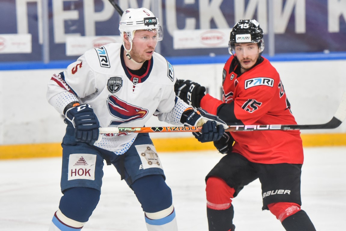 чемпионат молодёжной хоккейной лиги. сокол молот 5:2. хк сокол 2023 лого. сокол пермь. сокол молот 08.