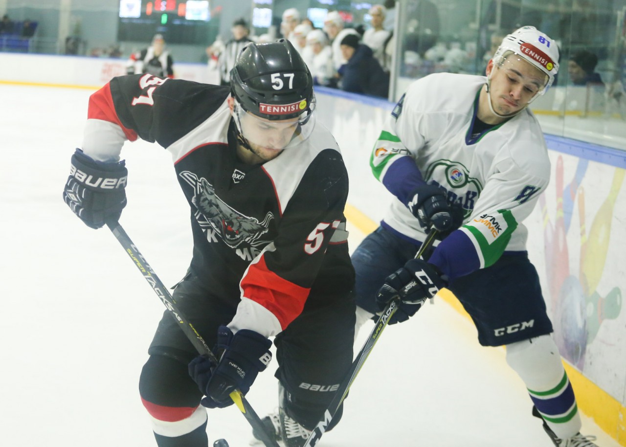 Горняк 3 3 5. Лада горняк угмк прямая трансляция. Номад игрожур. Капитанская литера хоккей. Лада горняк учалы.