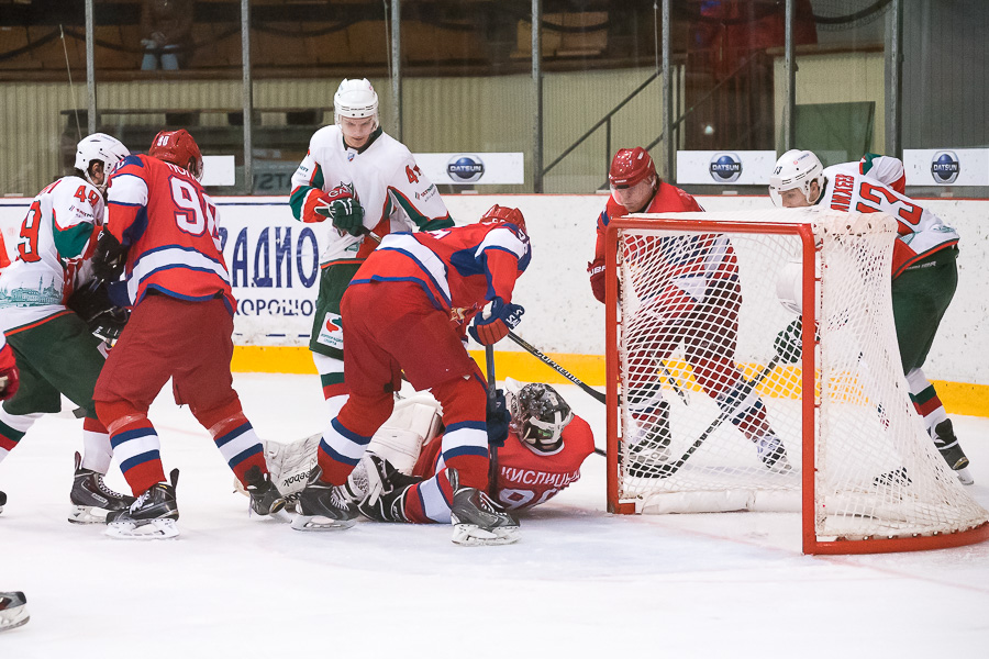 хоккей вхл. рубин торос финал вхл. российская хоккейная лига. динамо питер 2012 хоккей. хоккейный матч вхл.