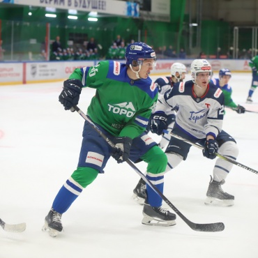 Торос - Торпедо-Горький