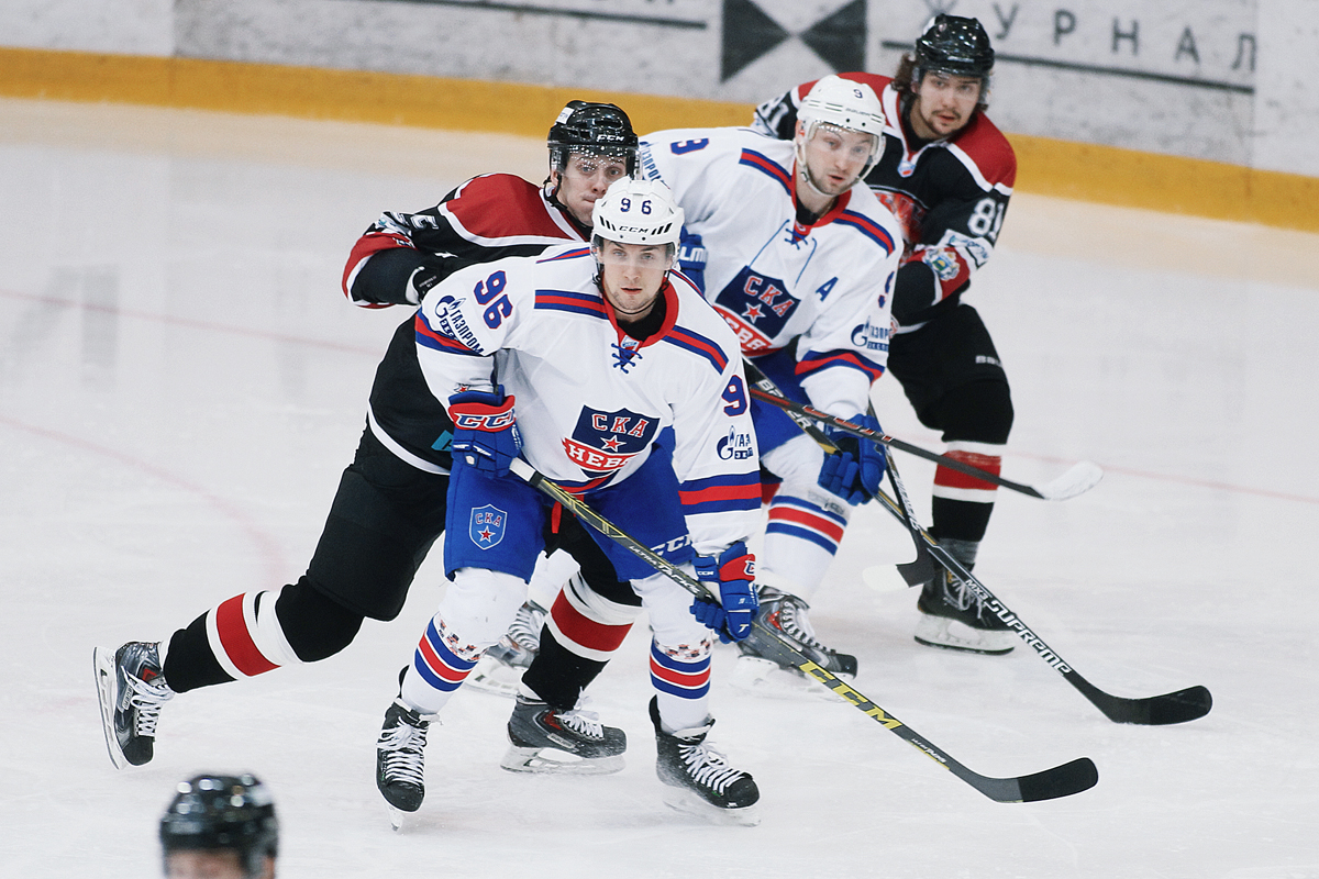 Алиса на какой арене играет ска нева из высшей хоккейной лиги. 17 декабря 2015. Рубин ска промо. Гарифулин артём вадимович екатеринбург. Челмет химик.