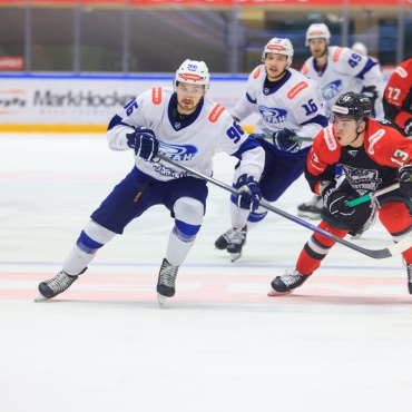 Нефтяник - Буран