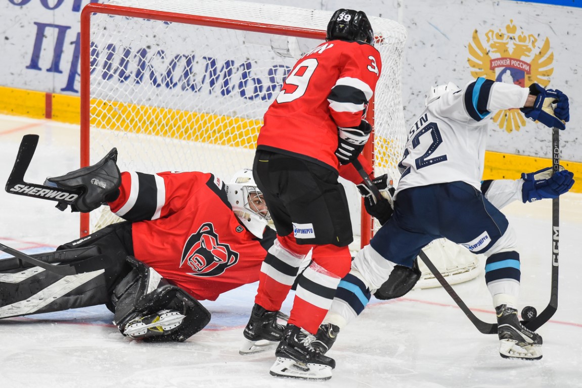 Хк молот. Хк молот. Хк молот. Лого хк молот прикамье. Хк молот москва.