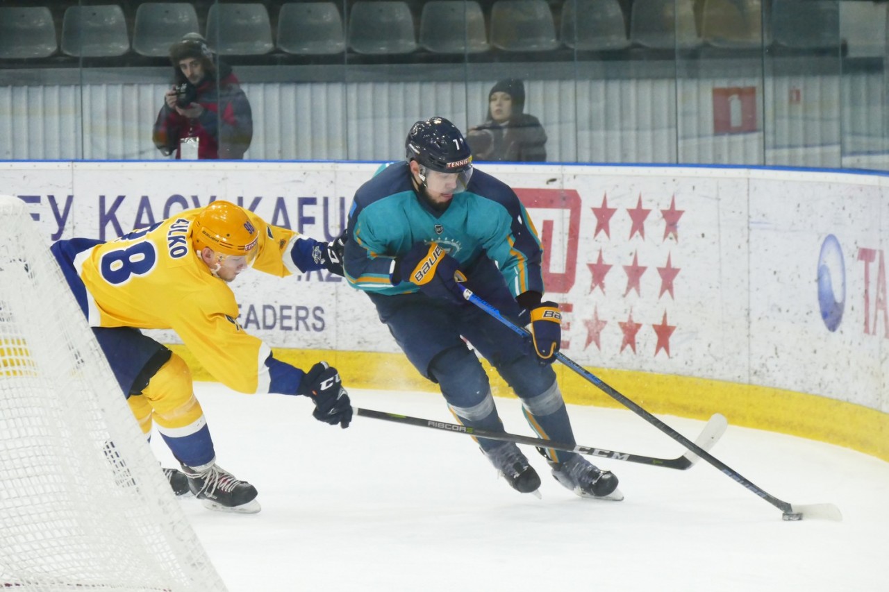 Хоккей спорт кз