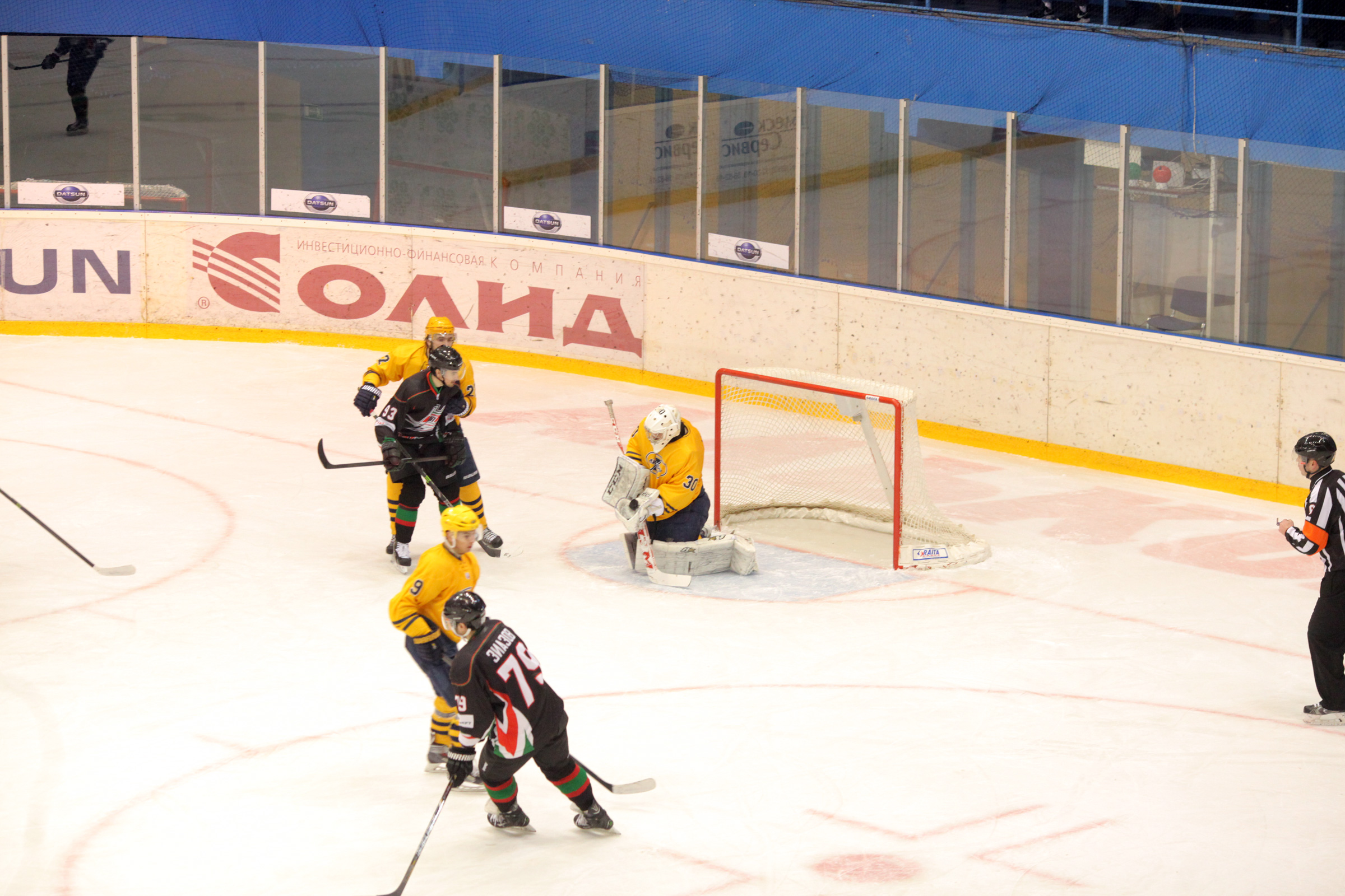 Авангард спартак москва дмитров. Хк нефтяник новый мир. Нефтяник пенза. Хк спартак авангард заставка. Прогноз нефтяник дизель.