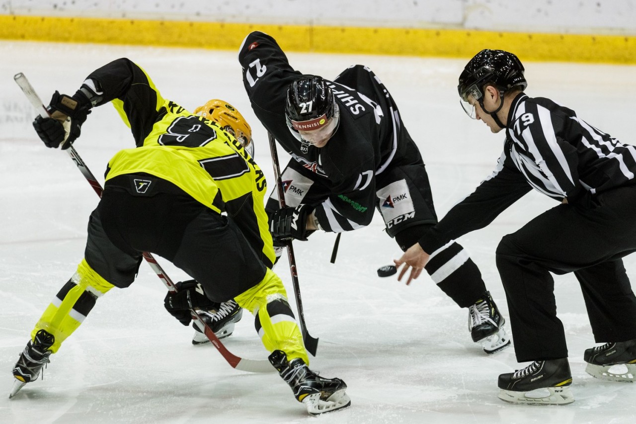 Хоккей спорт кз. Сарыарка хоккей. Сарыарка хоккейный. Сарыарка хоккей картинки.