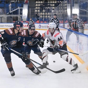 Южный Урал - Омские Крылья