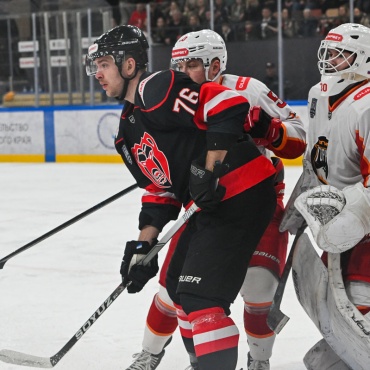 1/8 плей-офф: Молот - Горняк-УГМК