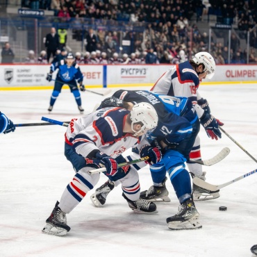 Динамо-Алтай - Кристалл