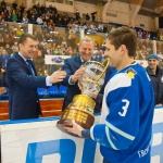 ТХК наградили бронзовыми медалями и Кубком за победу в регулярном чемпионате