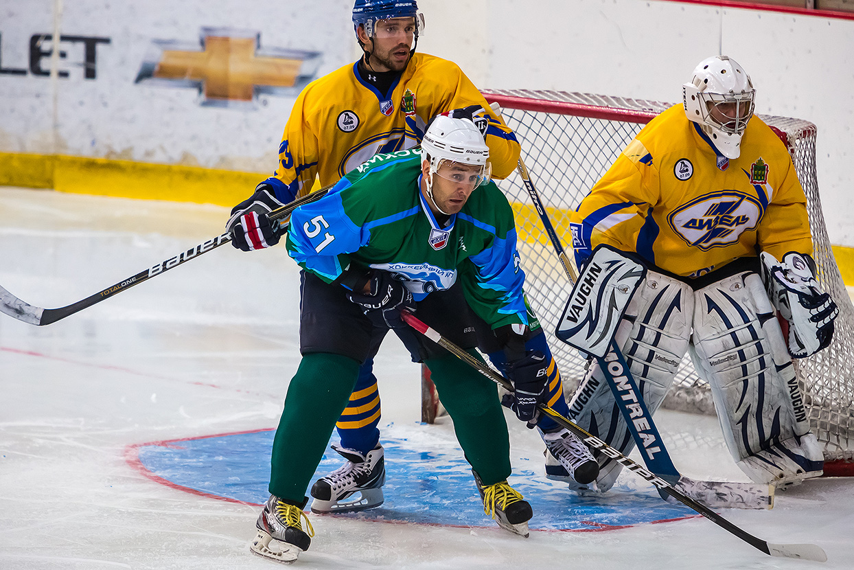 Козлов дизель пенза хоккей. Хк. Пенза хоккейная команда. Хоккеист дизель пенза. Дизель пенза вхл.