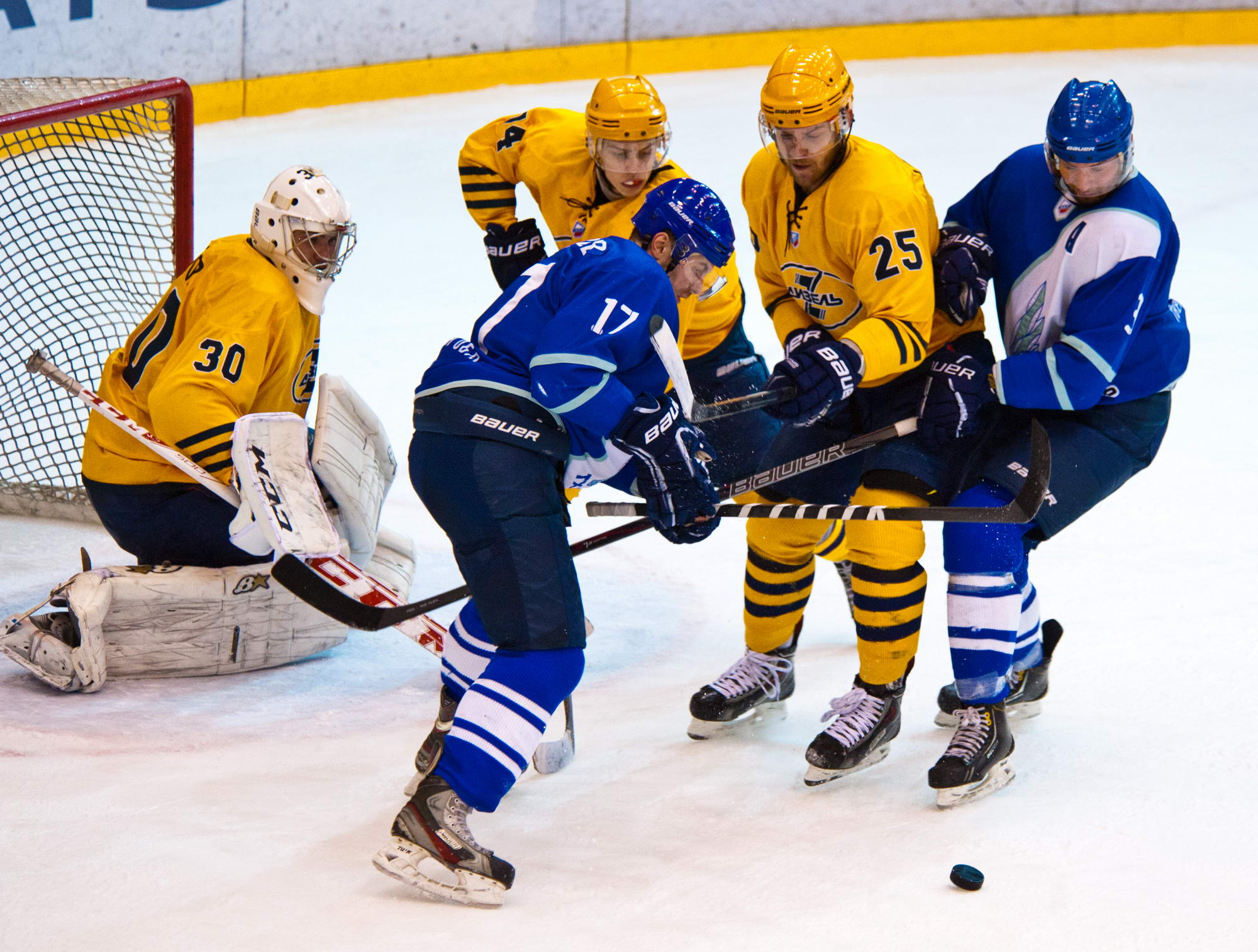 хоккеист дизель пенза. хоккейная команда дизель пенза. дизель хоккейный. дизель хоккейный. хоккеист дизель пенза.