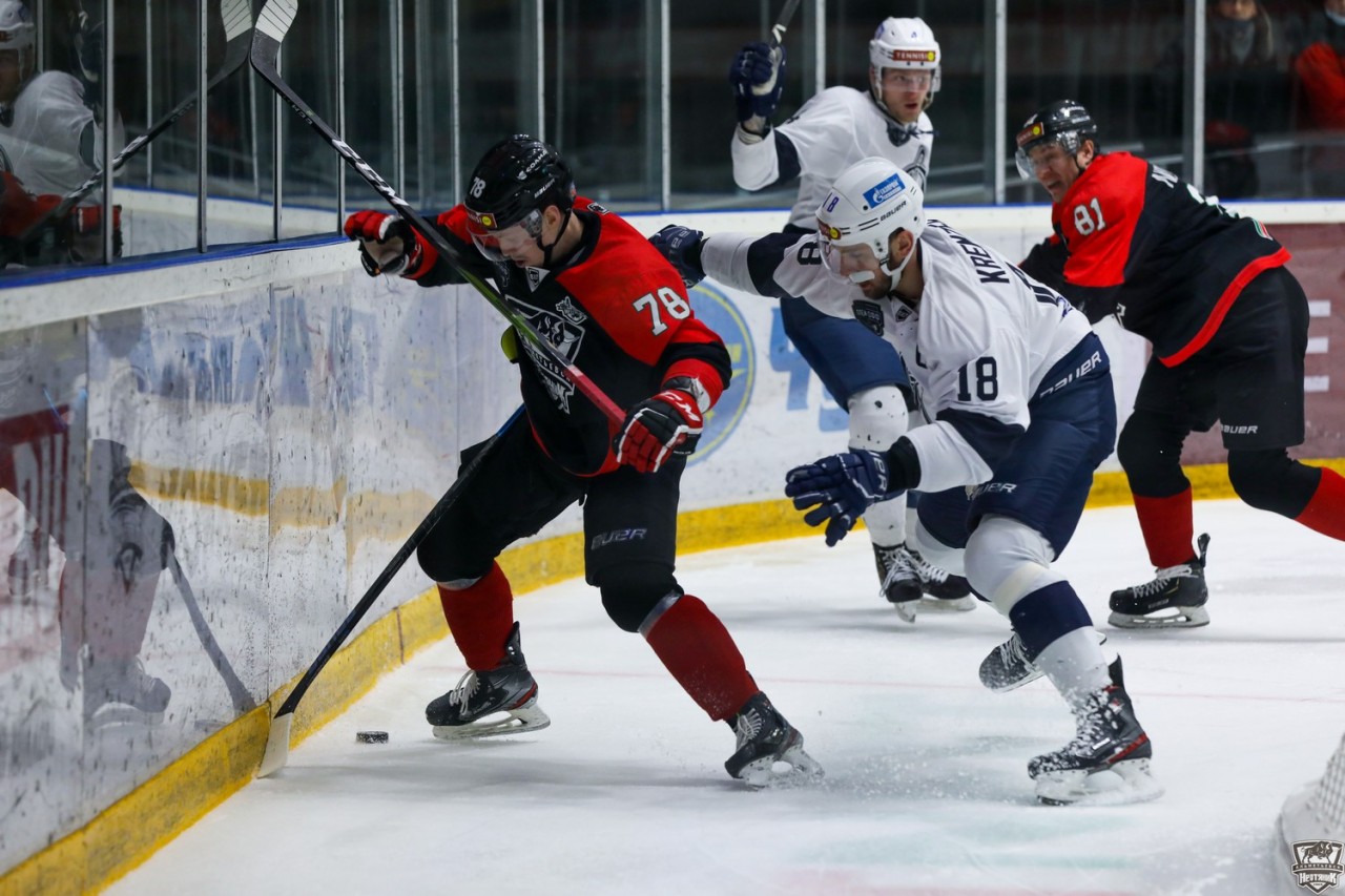 вхл 17 на пк. динамо санкт-петербург нефтяник 3:4 б. динамо питер хк 2008. нефтяник динамо спб. хоккейный дворец нефтяник как выглядит.