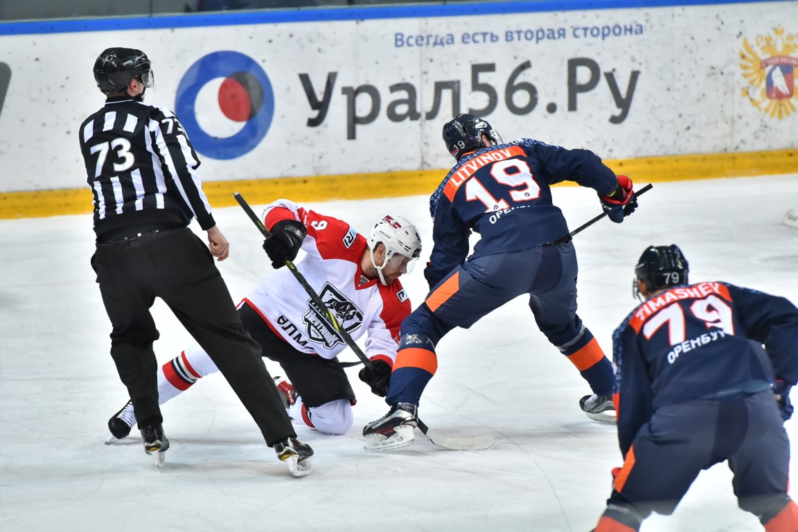 Д13 хоккей екатеринбург. Д13 хоккей екатеринбург. Д13 хоккей екатеринбург. Д13 хоккей екатеринбург. Гепарды 13 хоккей.