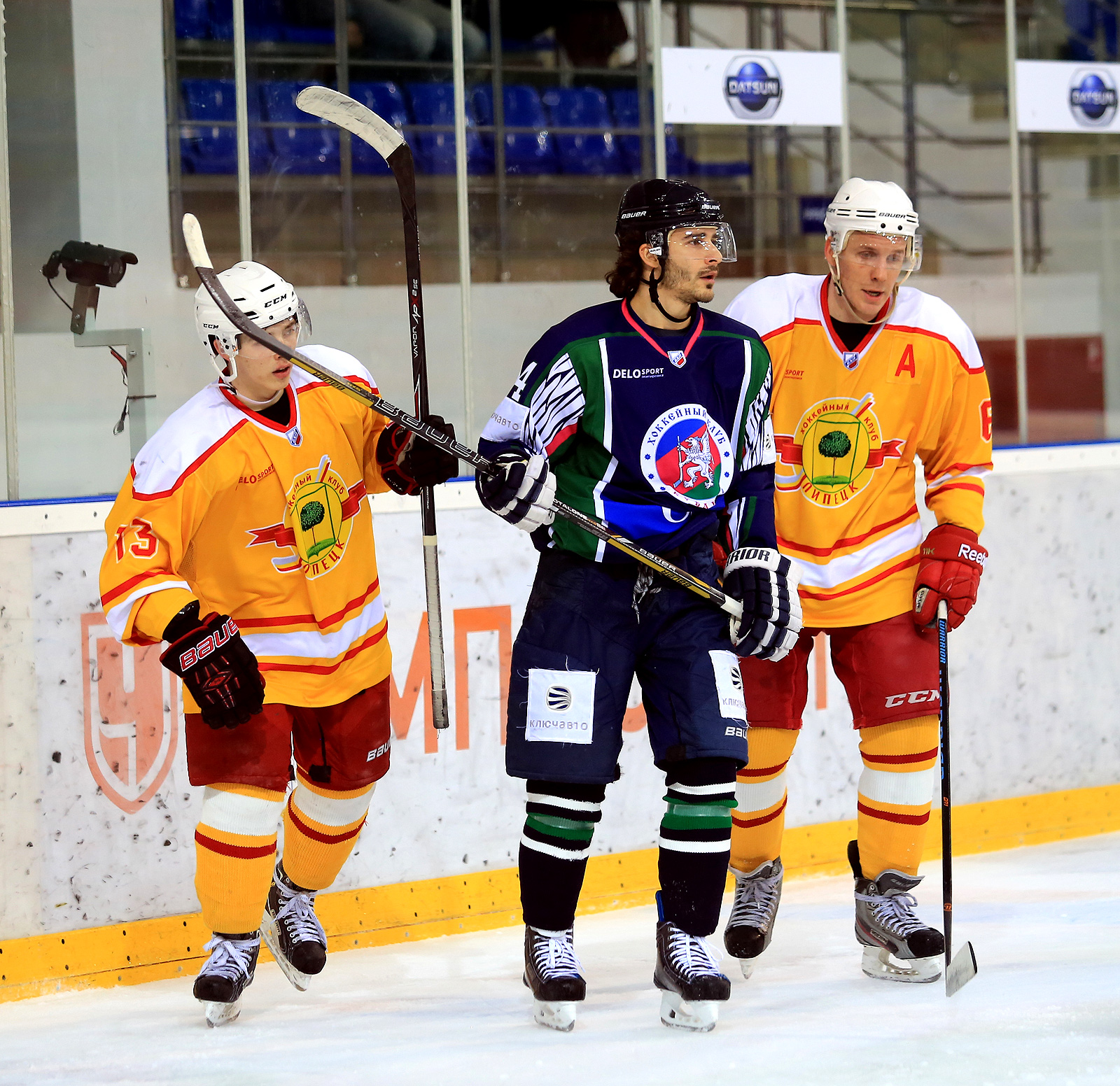 хоккейный клуб краснодар. хоккейная команда краснодара. хоккейный клуб краснодар. хк краснодар 2007. хоккейный автобус краснодара.