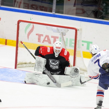 Нефтяник - ЦСК ВВС