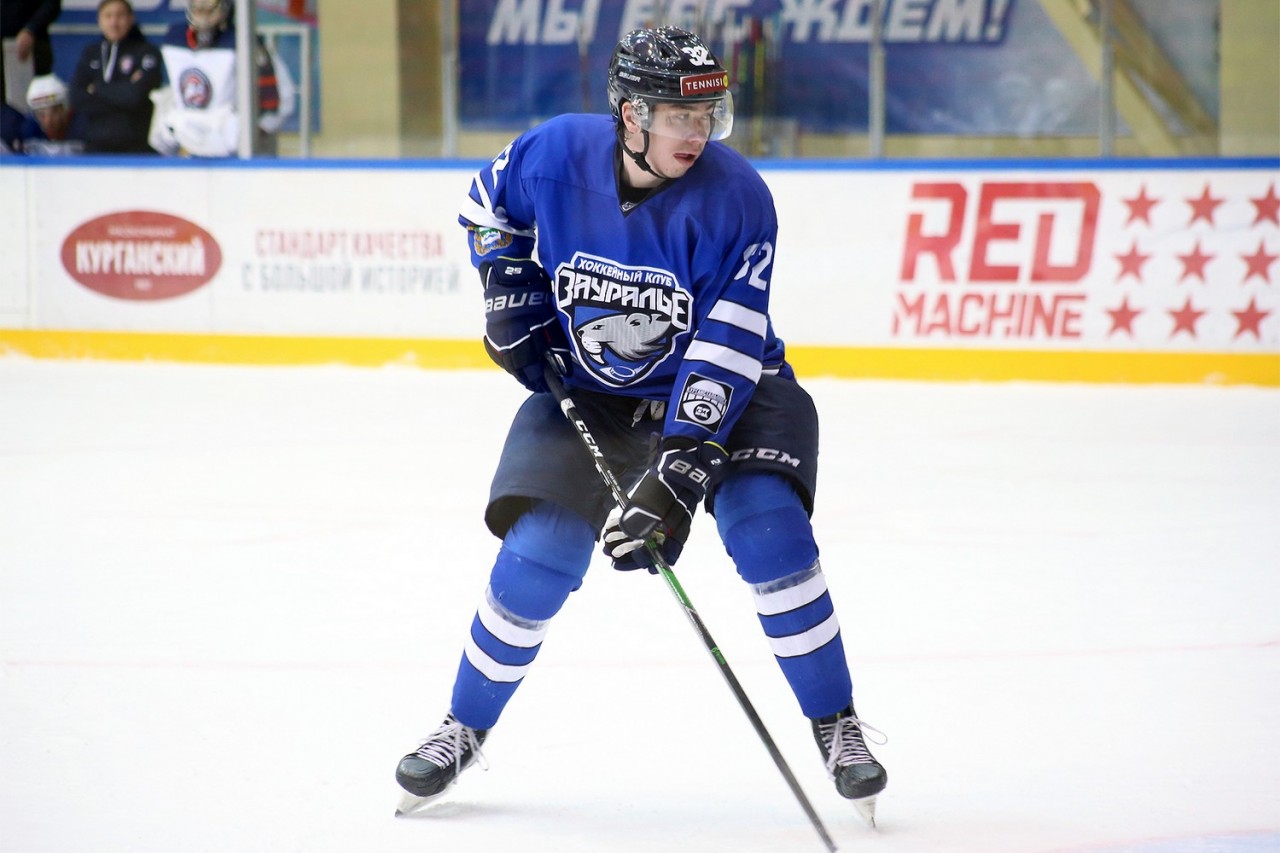 Хоккеист угмк. Тимур вагапов южный урал орск. Металлург лада вхл. Том 1 2 урал. Вхл динамо санпетербург лада хоккей 13 сентября.