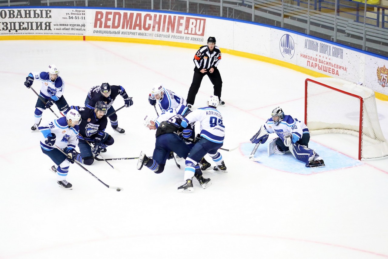 состав хк рязань. форма хк рязань. рязань (хоккейный клуб). хоккейный клуб рязань 2013. хк лада 2004-2005.