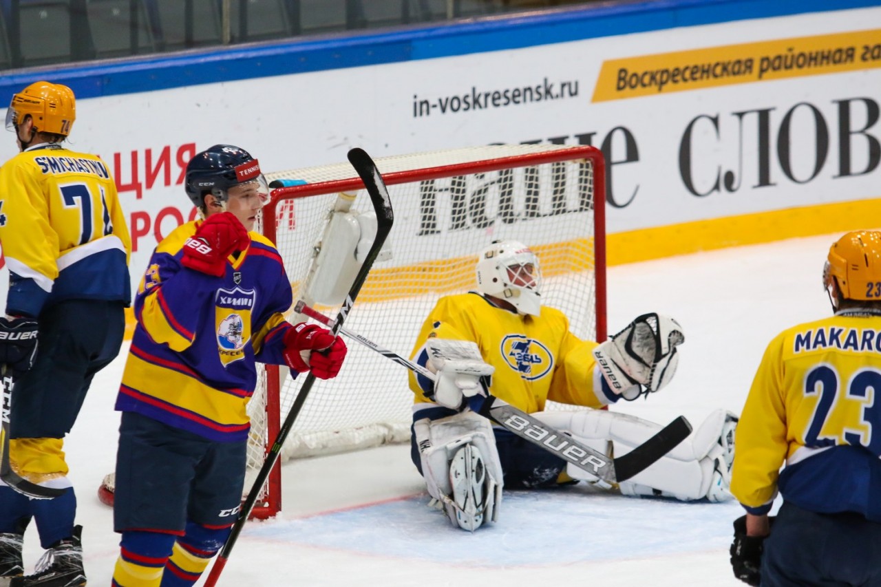 Макано воскресенск. Хоккейная команда химик ефремов. Химик воскресенск николай мариненко. Хоккей эрисман воскресенск. Макано воскресенск.