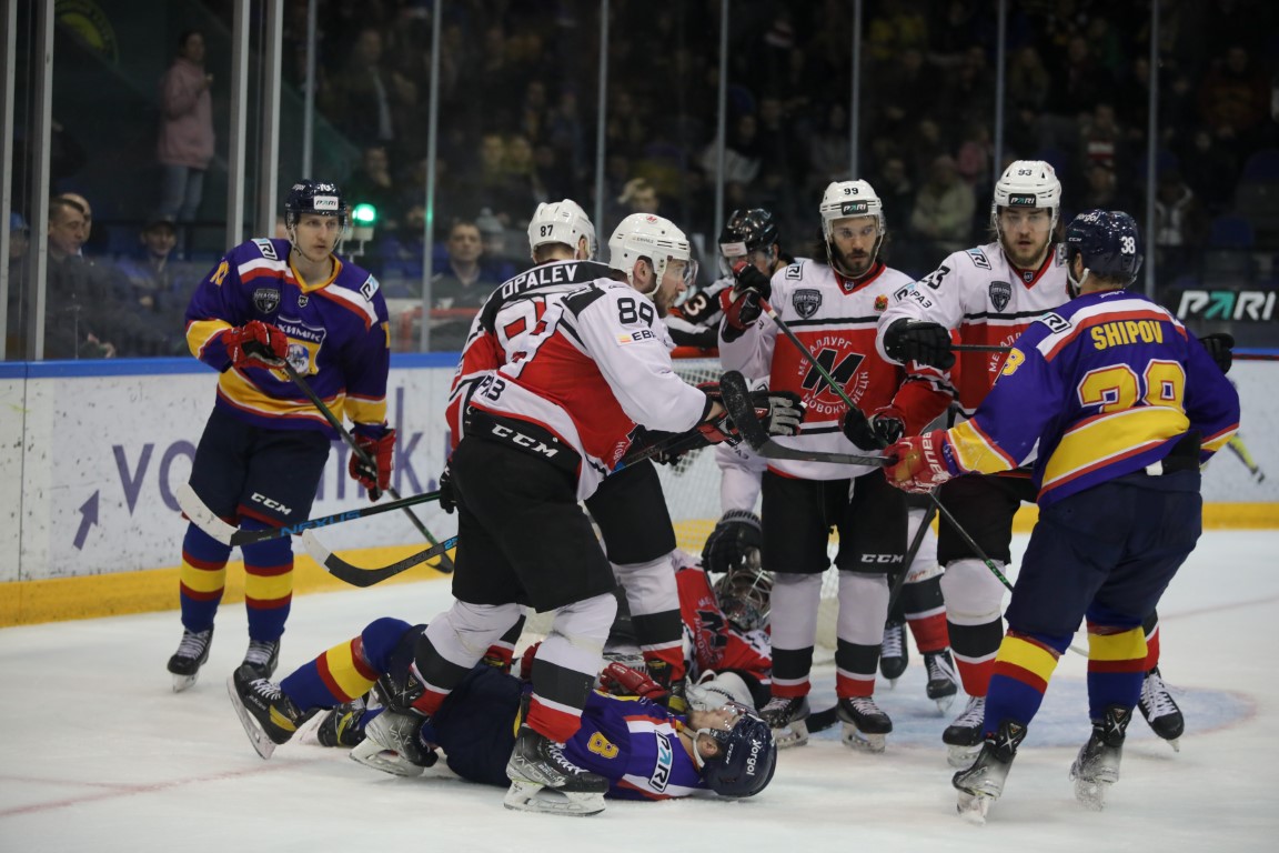 динамо брянск 2007 фото. тренер химика воскресенск. хоккеисты ска санкт-петербург. хоккей пермь. металлург липецк - урал 2005.