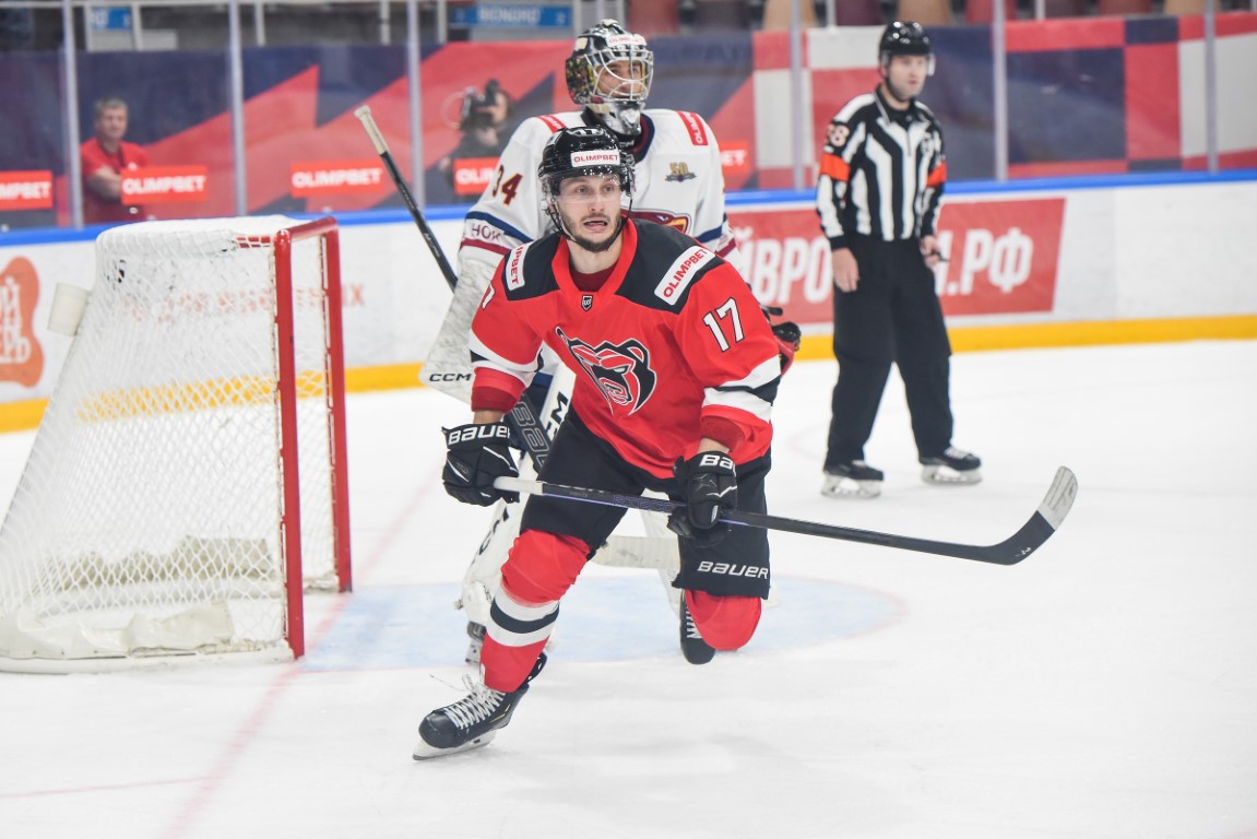 сокол молот прямая трансляция. молот фото. сокол молот 08. шайба для хоккея. сокол молот.