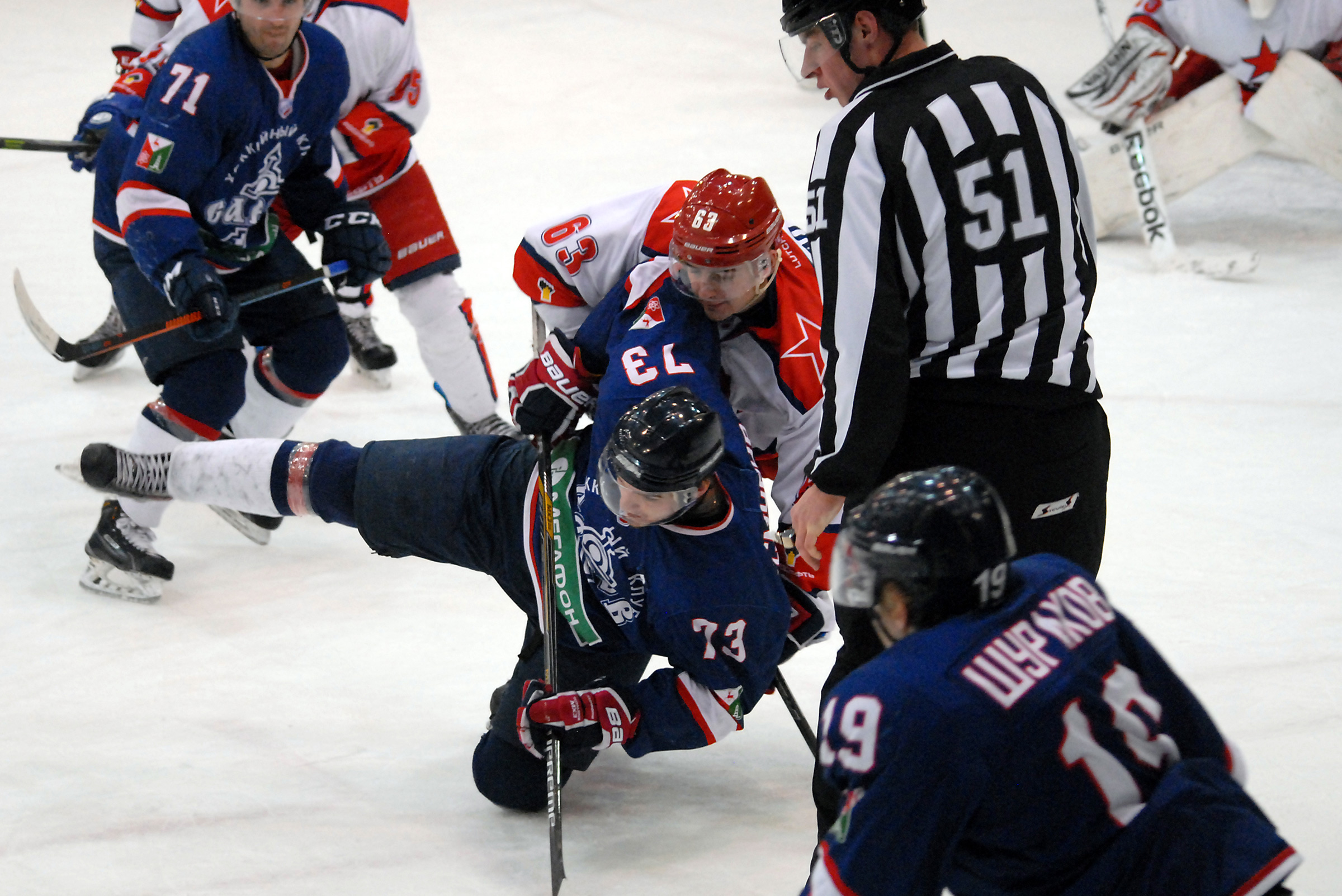 Хк торос 2008. Сокол красноярск хоккей. Хк 2016. Хк 2016. Нефтяник рязань.