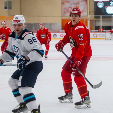 Горняк-УГМК - ХК Норильск