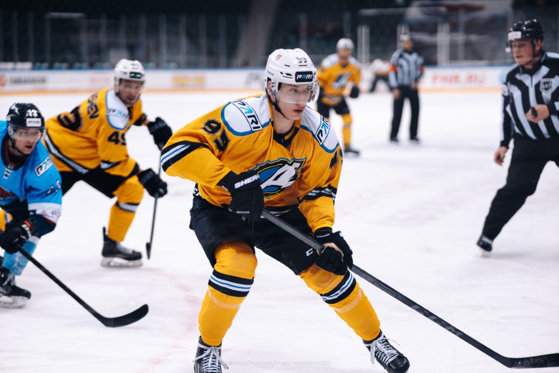 Хоккейная команда дизель. Талисман дизель пенза. Дизель пенза хоккей вхл. Дизель пенза хоккей вхл. Дизель пенза хоккей вхл.