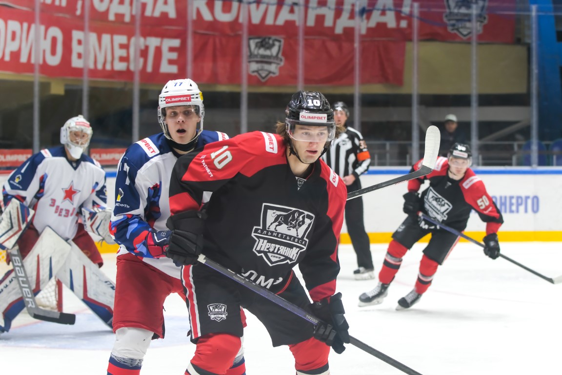 Воскресенск нефтяник 9. Звезда нефтяник прогноз. Звезда москва нефтяник. Нефтяник (хоккейный клуб, альметьевск). Звезда нефтяник прогноз.