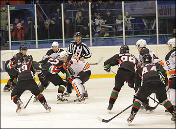 14 марта 2016. Нефтяник - Ермак