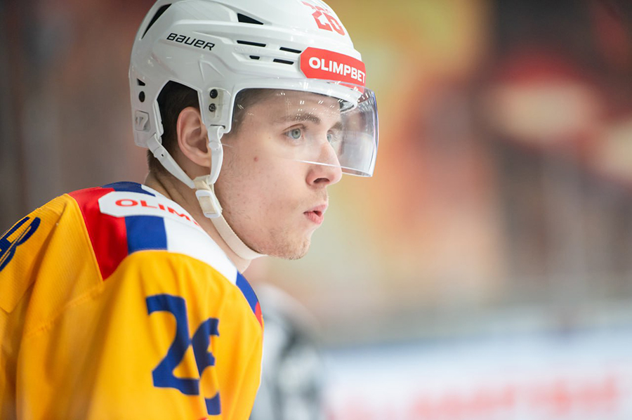 Paramonov_900.jpg Paramonov_900.jpg