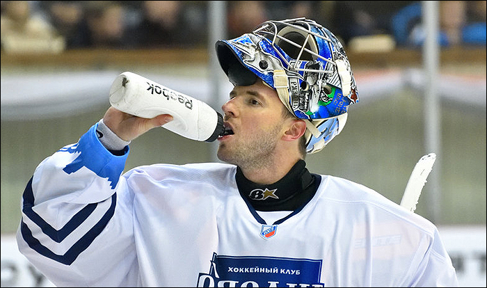 Юрий Петров