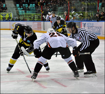 15 марта 2013 года. Караганда. Плей-офф ВХЛ. 1/4 финала. Матч № 1. Сарыарка &ndash; Молот-Прикамье &ndash; 4:2