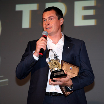 Лучший тренер ВХЛ сезона-2012/13 Ильнур Гизатуллин