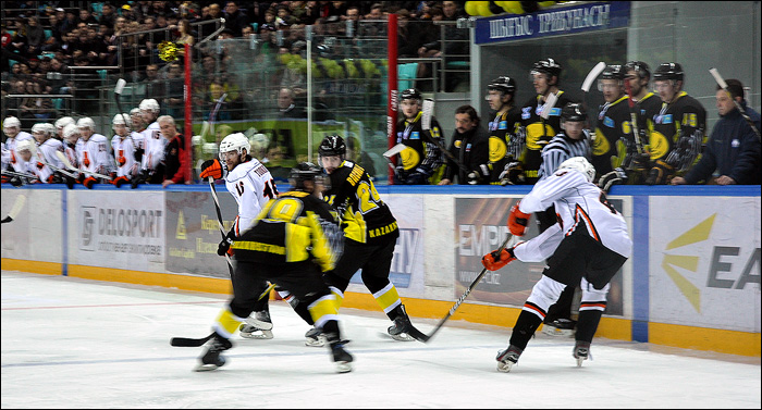 15 марта 2013 года. Караганда. Плей-офф ВХЛ. 1/4 финала. Матч № 1. Сарыарка &ndash; Молот-Прикамье &ndash; 4:2