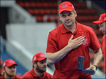 Дмитрий Квартальнов