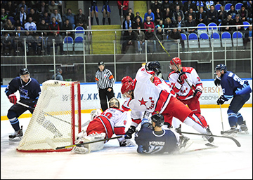 10 сентября 2015. ХК "Рязань" - "Звезда"