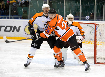 9 ноября 2014 года. Ангарск. Регулярный чемпионат ВХЛ. Ермак - Спутник - 4:1