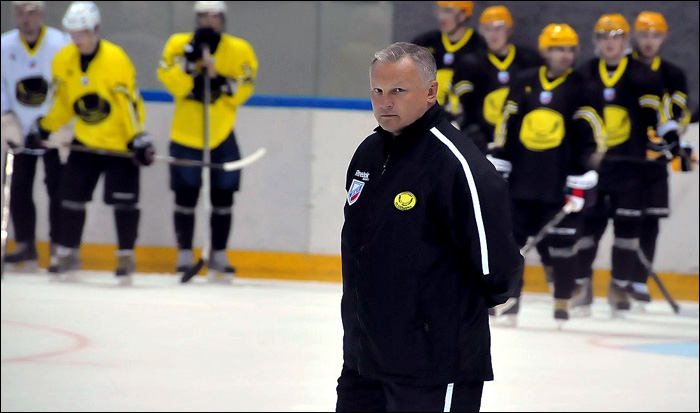 Евгений Зиновьев
