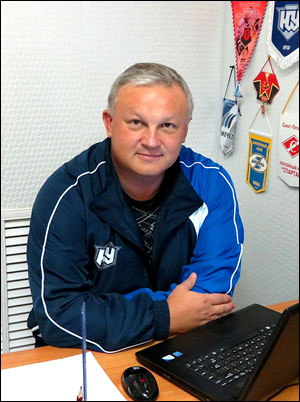 Зиновьев Зиновьев