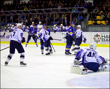 22 октября 2014 года. Усть-Каменогорск. Регулярный чемпионат ВХЛ. Казцинк-Торпедо - ХК Рязань - 2:3