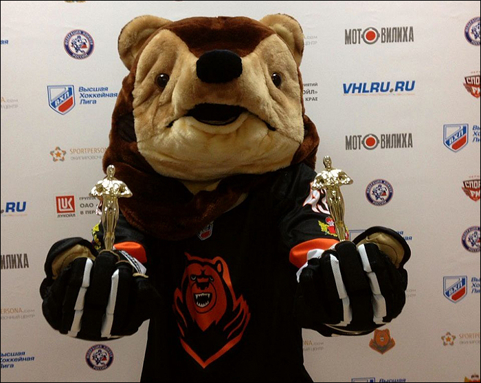 Пермский медведь поздравил Ди Каприо