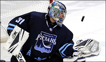 Юрий Петров