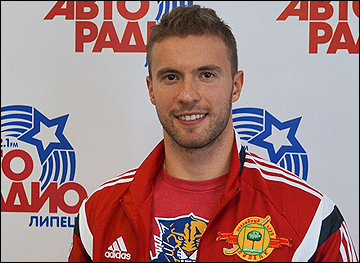 Юрий Петров